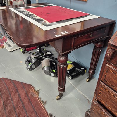 Lot 167 - An early 19th century mahogany Pembroke table....