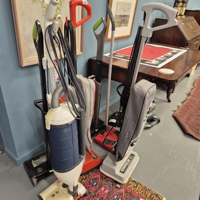 Lot 168 - Various vacuum cleaners