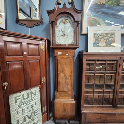 Lot 189 - A Georgian mahogany cased longcase clock. H...