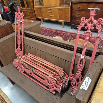 Lot 222 - A group of cast iron railings