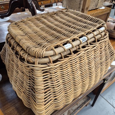 Lot 305 - A wicker creel