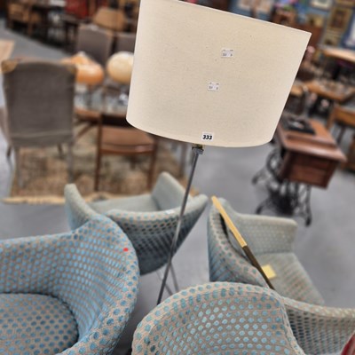 Lot 333 - A standard lamp. H 154cm.