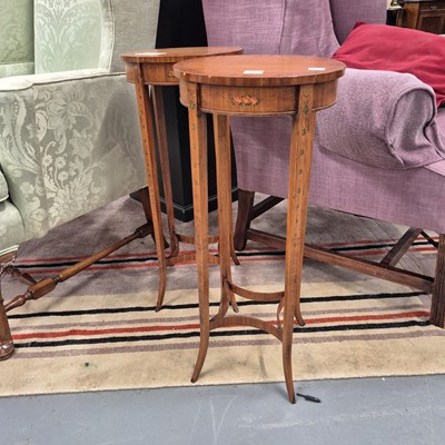 Lot 368 - A pair of Sheraton-style small occasional...
