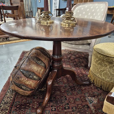 Lot 375 - A 19th century tripod table. H 71 D 90 cm