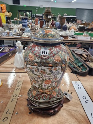Lot 931 - A Chinese covered baluster jar as a table lamp