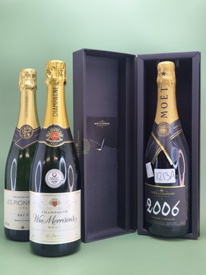 Lot 1213A - Champagne: Moet & Chandon Grand Vintage 2006...