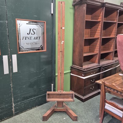 Lot 473 - A large artist's easel. H 220cm