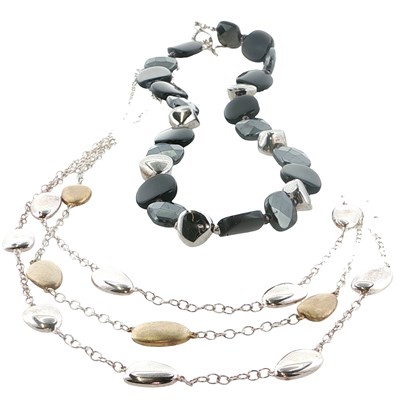 Lot 1005 - A Tateossian London designer necklace of...