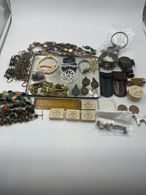 Lot 1026 - Jewellery and collectables to include silver,...