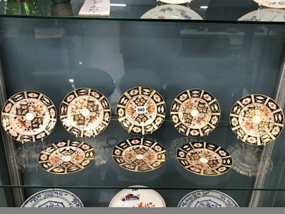 Lot 593 - Eight Crown Derby 2451 pattern Imari palette...