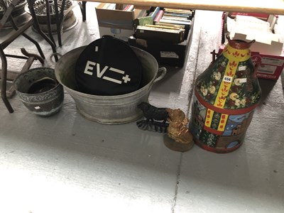 Lot 656 - A charging unit for an electric vehicle, a...