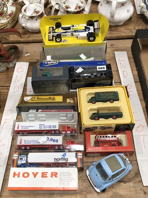 Lot 669 - A collection of boxed die cast lorries, two...