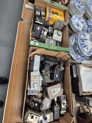 Lot 728 - A collection of cine cameras by Kodak, Crown 8,...