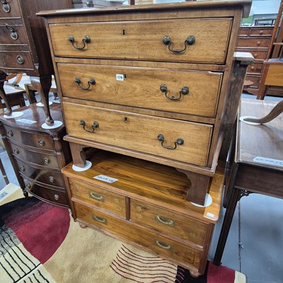 Lot 179 - A Victorian chest of three drawers H 75cm W...
