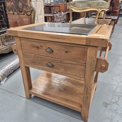 Lot 237 - A kitchen prep unit H 86cm W 97cm D 62cm