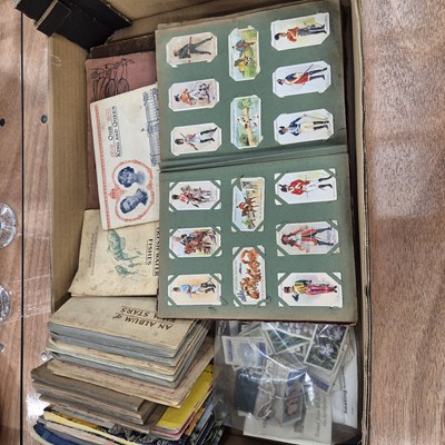 Lot 862 - A large selection of cigarette cards in albums