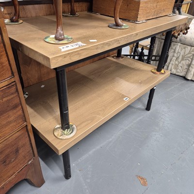 Lot 260 - A pair of oak-topped coffee tables H 40cm W...