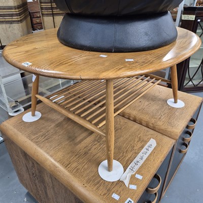 Lot 274 - An Ercol coffee table. H 45 W 94 D 83cm