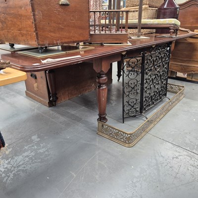 Lot 285 - A large mahogany extending dining table H 77cm...