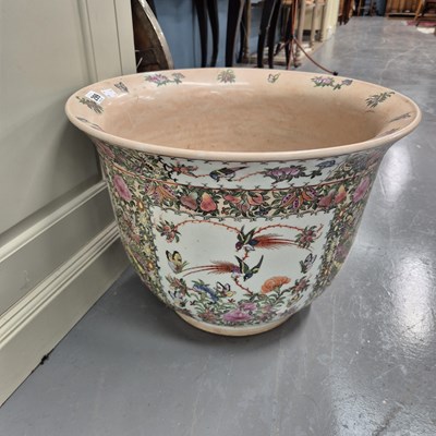 Lot 299 - A large oriental planter