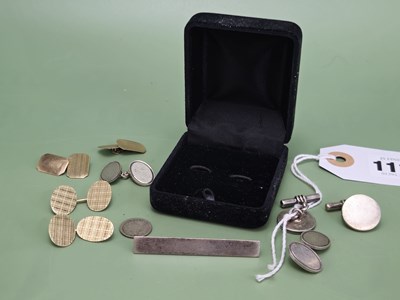 Lot 1116 - Two pairs of silver cufflinks, a silver bar...