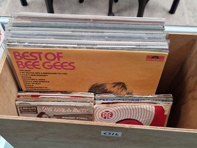 Lot 621b - Pop/Rock/Easy Listening - 18 LP Records & a...
