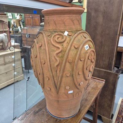 Lot 326 - A large pottery vase