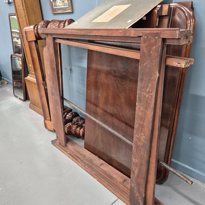 Lot 370 - A Victorian mahogany dining table for...
