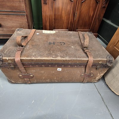 Lot 401 - A large cabin trunk