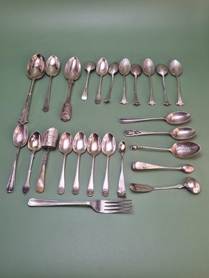 Lot 1186 - Two sets of six hallmarked silver tea spoons...