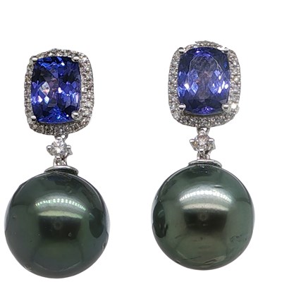Lot 1094 - A pair 18ct white gold droplet earrings with...