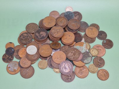 Lot 1105 - A collection of Victorian and later GB copper...