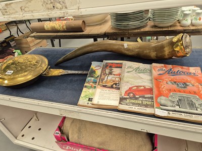 Lot 629 - A horn snuff or tobacco mull, four Autocar...