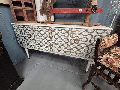 Lot 27 - A mid-century retro sideboard H 76  W 136 D 40