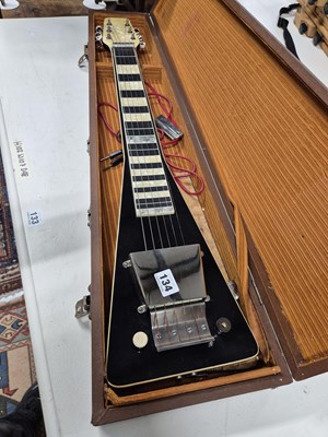 Lot 134 - A vintage electric slide lap guitar