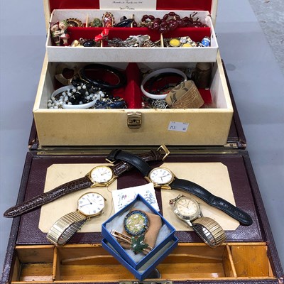 Lot 1182 - A collection of mostly vintage jewellery,...