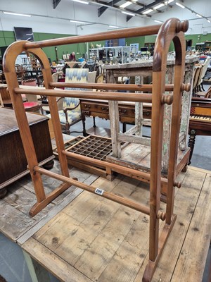 Lot 266 - A towel rail