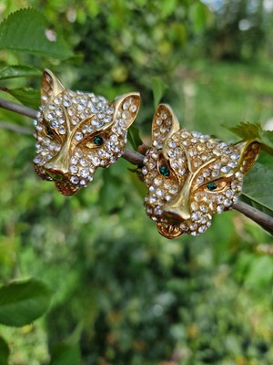 Lot 96 - Bijoux Cascio: A Signed Pair of Panther Head...