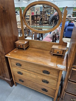 Lot 294 - An Edwardian dressing chest H 150 W 91 D 42cm