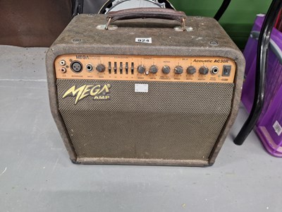 Lot 924 - A Megatone acoustic AC30R guitar amplifier.