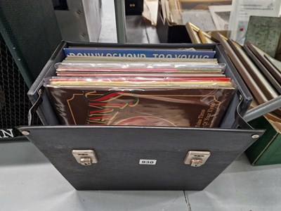 Lot 930 - Country/Easy Listening - Approx 30 LP Records...