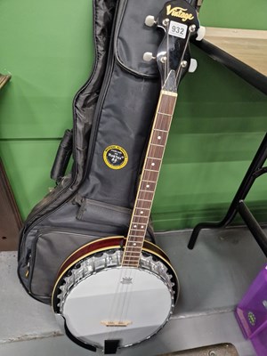 Lot 932 - A 'Vintage' banjo in soft carry case.