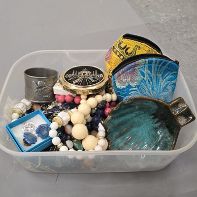 Lot 1191 - A collection of mostly vintage costume...