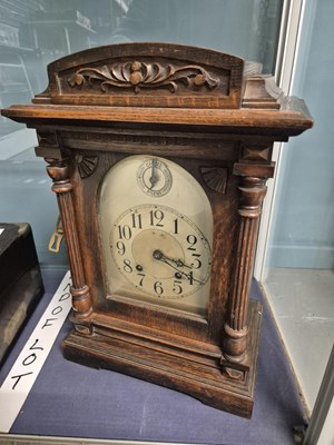 Lot 455 - An early 20th century oak cased striking...