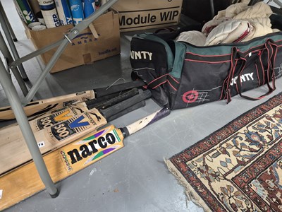 Lot 474 - Various cricket bats, pads and accessories