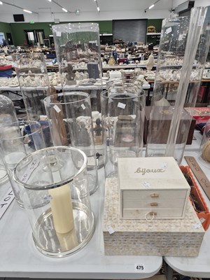 Lot 475 - A selection of various large glass vases, etc.