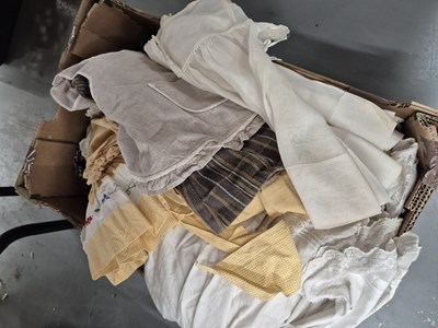 Lot 697 - Vintage children's clothing, etc.