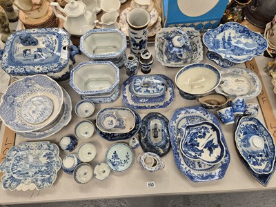 Lot 733 - A large collection of Victorian blue and white...