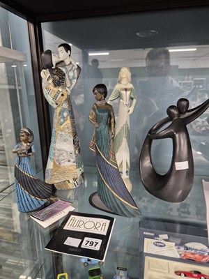 Lot 797 - Five Aurora figurines