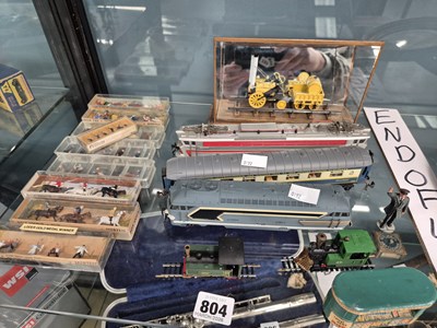 Lot 804 - Six small boxes of Merten OO gauge figures,...